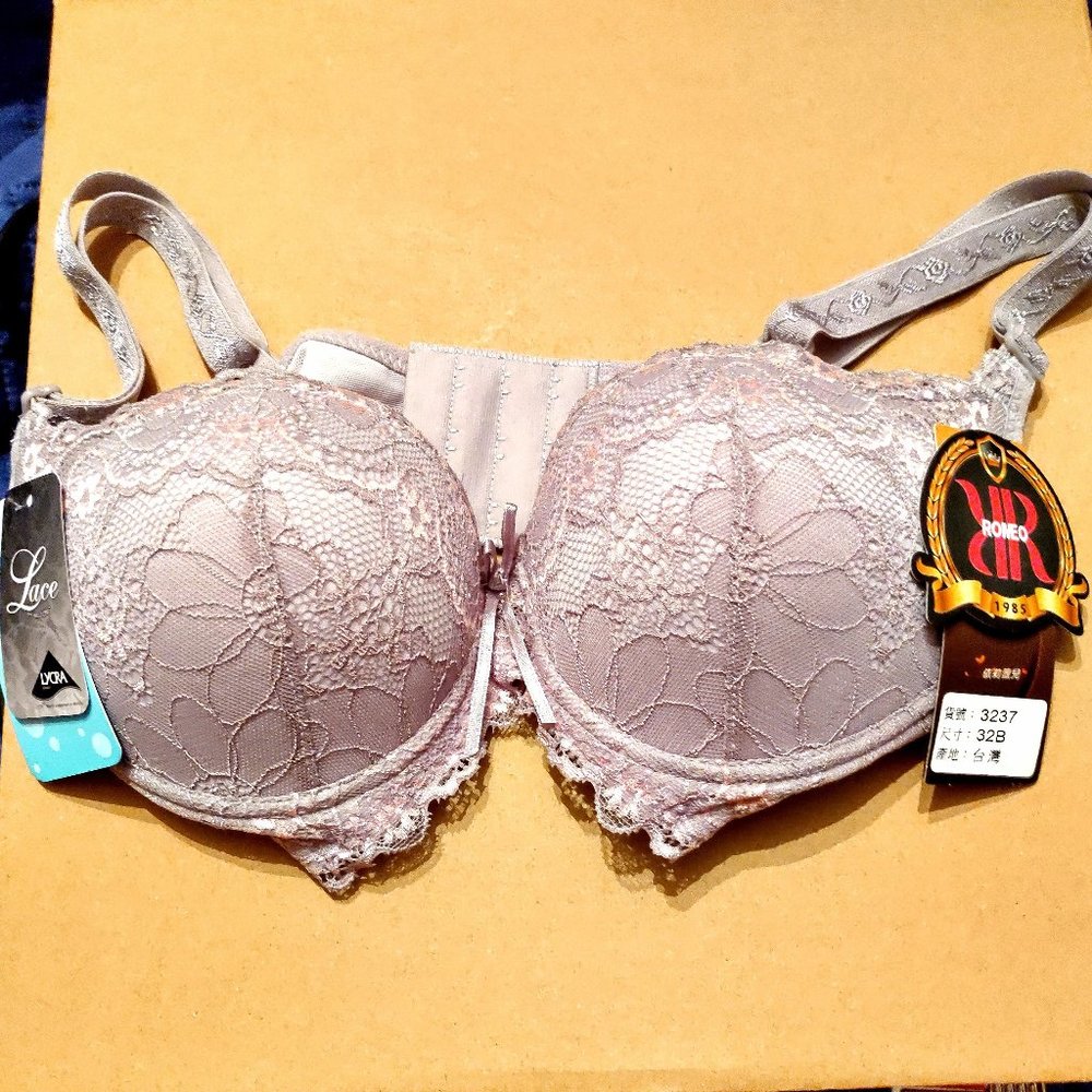 Women's Lilac/Lavender Bra, Size 32B